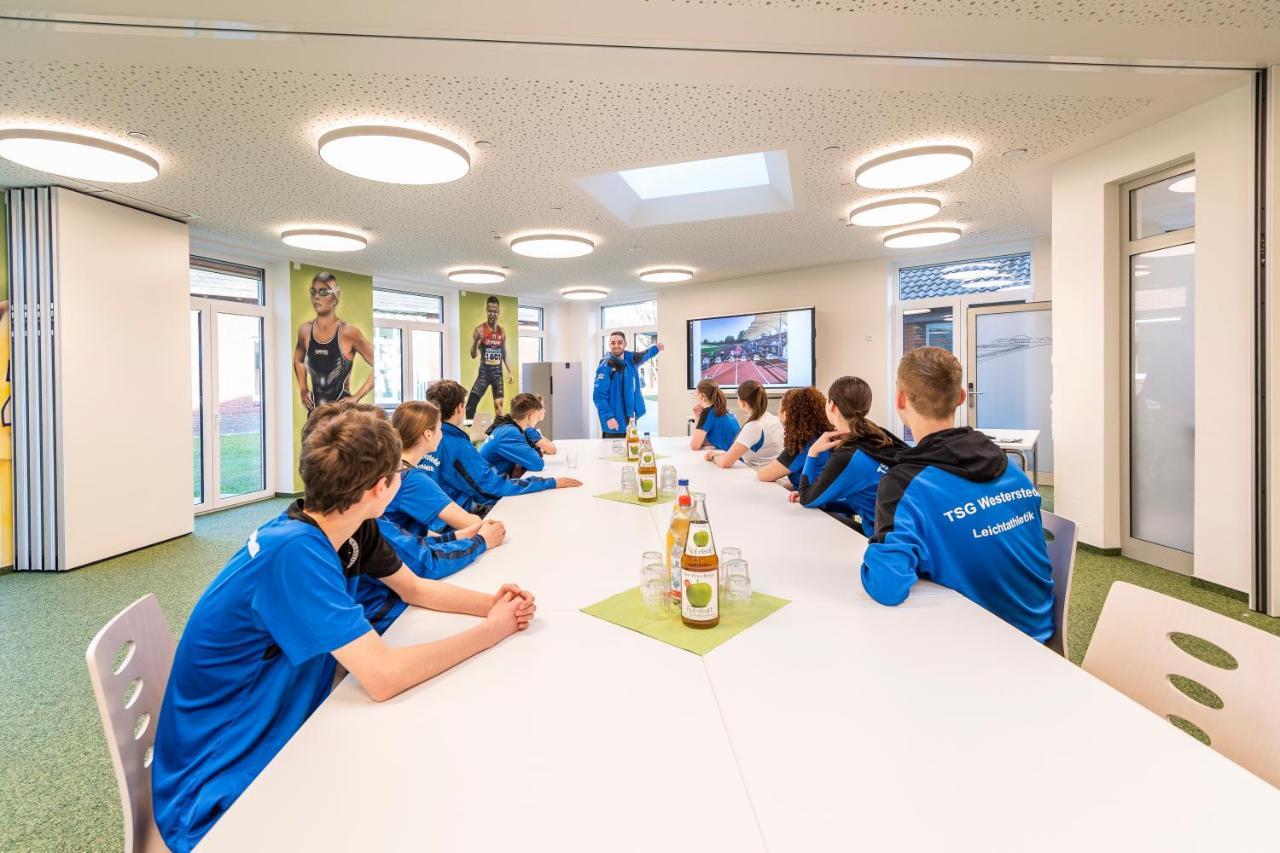 Hoessensportzentrum Westerstede Bagian luar foto