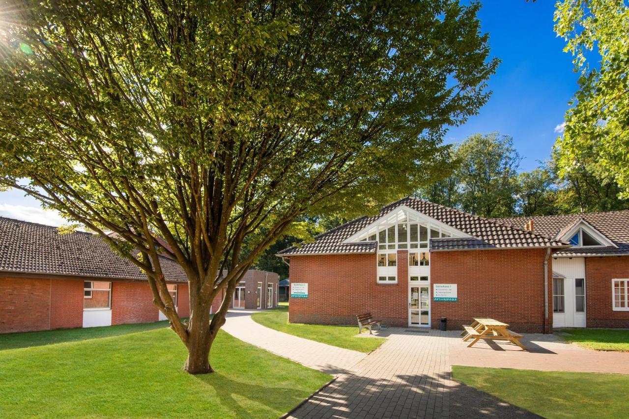 Hoessensportzentrum Westerstede Bagian luar foto